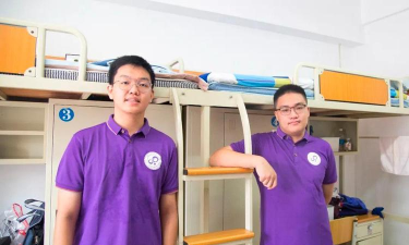 2新生同名同姓同籍贯同专业同寝室