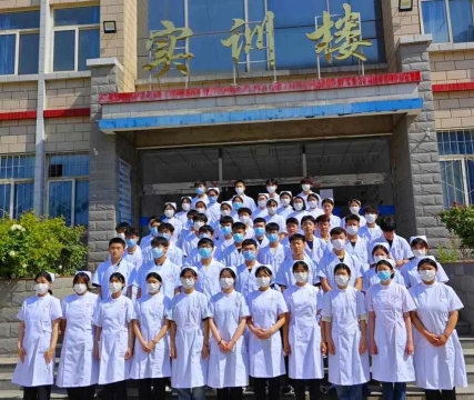 万源市卫校有哪些