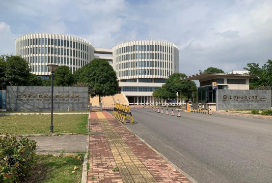 南宁中南理工职业技术学校在南宁哪里