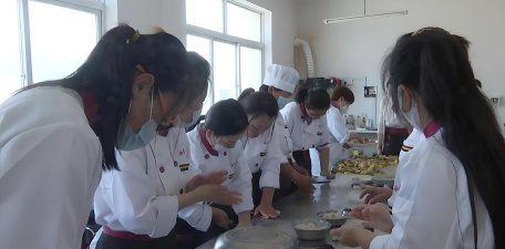 怀化有哪些中专学校可以学中西面点专业