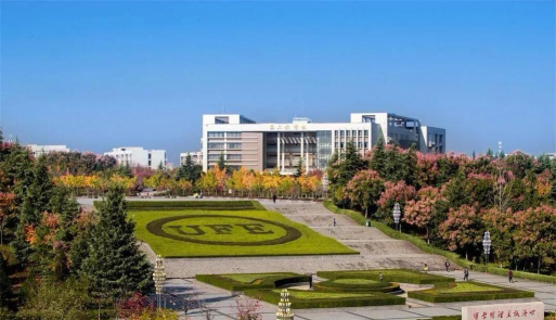 西安财经大学是985还是211