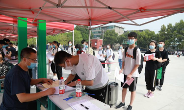 高中开学报到第一天干什么 高中开学报到第一天干什么