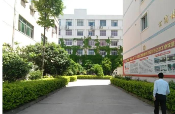 赣州光华职业技术学校在赣州哪里 赣州光华职业技术学校在赣州哪里