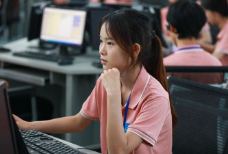 2024年职中的专业女生 2024年职中的专业女生