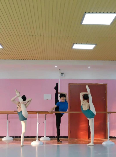 2024年舞蹈专业在哪学好女生 2024年舞蹈专业在哪学好女生