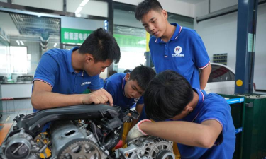 华蓥市汽修学校一年学费多少 华蓥市汽修学校一年学费多少