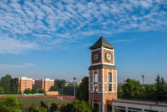 成都信息工程学校2024年学费多少 成都信息工程学校2024年学费多少