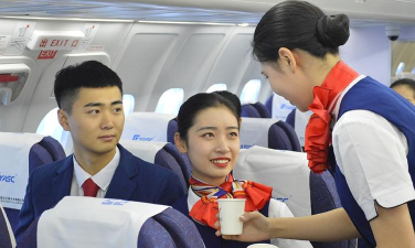 四川现代艺术学校有空乘专业吗