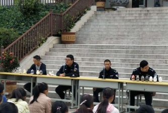 楚雄市吕合镇初级中学