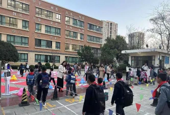 官渡区东华二小