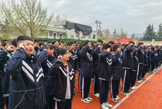 凌源市刀尔登中学