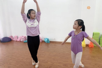 遂溪县小新星艺术培训中心有限公司