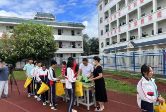 勐腊县勐满镇中学