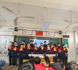 潘集区第二小学