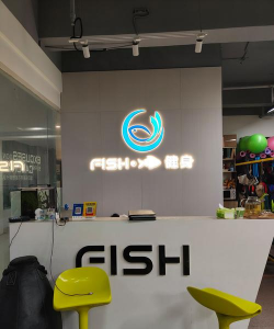 星浪（重庆）体育培训有限公司