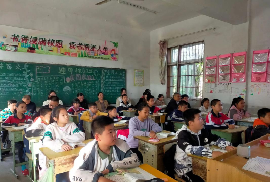 桐城市香铺镇万安小学