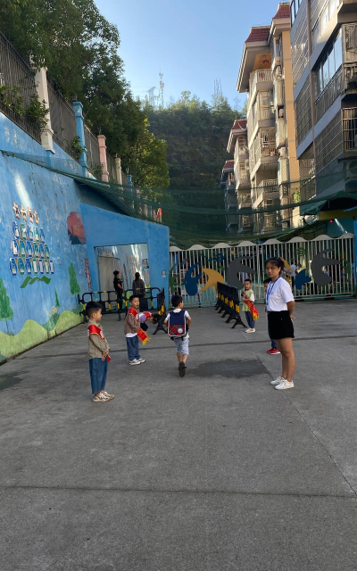 邻水县荆坪乡晨光幼儿园