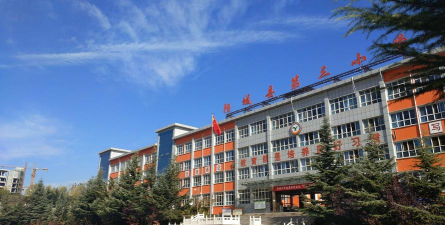 阳春市春城街道第三小学