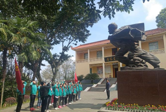 蓬溪县高坪镇小学校