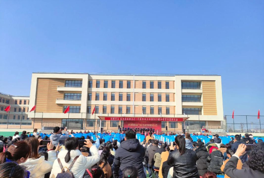 凤台县城北乡双湖初级中学