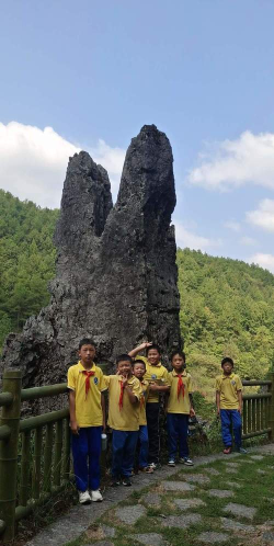 文山县平坝镇平坝小学