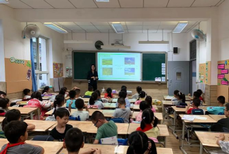 成都市东城根街小学