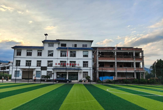 德阳市绵竹市什地镇中心校