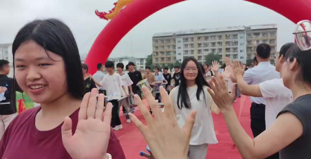 江西省会昌高排初中