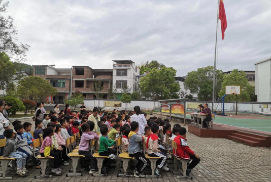 武都镇安平村小学校