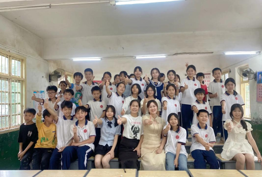 余干县禾斛岭初中