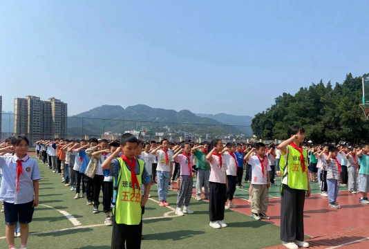 来宾市兴宾区古三小学