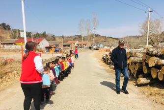 文登市文登营镇驾山窑村幼儿园