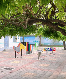 招远市玲珑镇磨山夼路家幼儿园