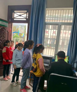 安乐河乡八海中心小学