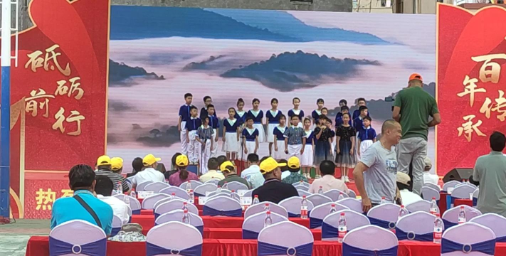 白石乡中心小学