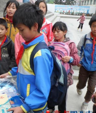 猪场坪中心小学