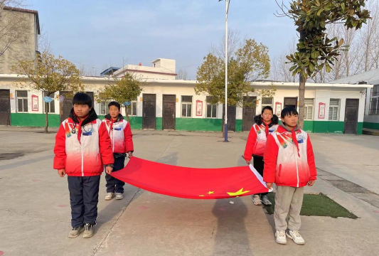 邓州市张楼乡第一初级中学