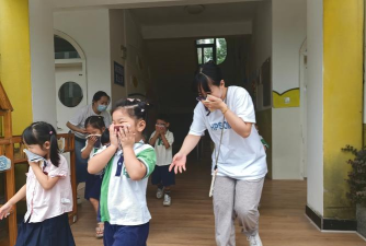 临安市大峡谷镇鱼跳中心学校