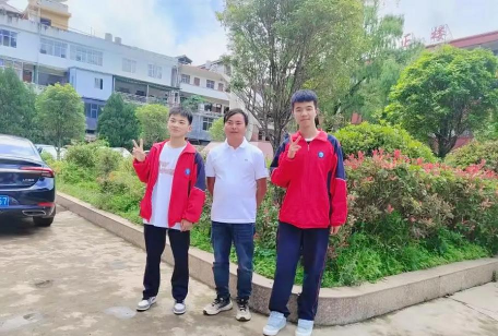 贵定县新巴镇新巴中学