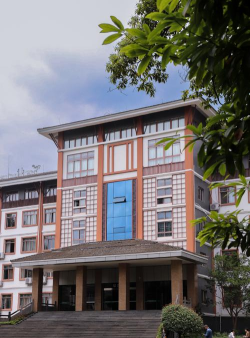 四川成都航空旅游专修学院