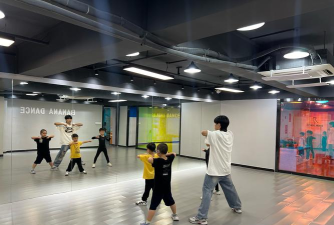 景宁酷盖街舞培训有限公司