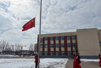 巴彦镇兆麟小学