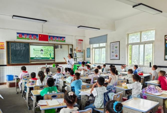 靖江市开发区合兴小学