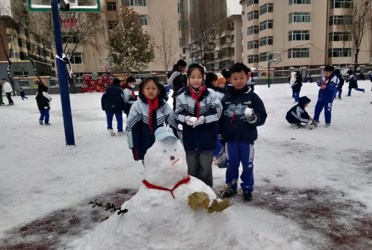佳木斯市雪松小学