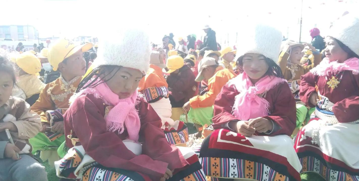 夏普吐勒乡中心小学