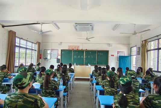 新田县陶岭乡初级中学