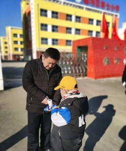 临河区第七小学