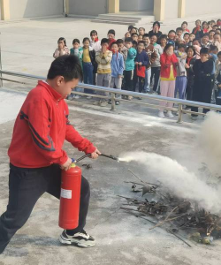 通城县关刀镇云溪初中