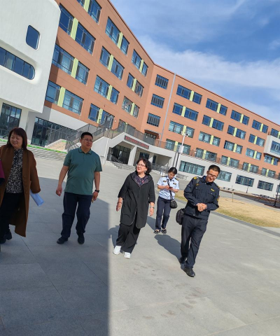 内蒙古乌兰察布市察右中旗黄羊城中心校