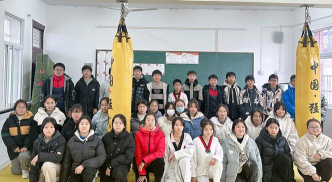 盘山县棠树林子乡中心小学校中园